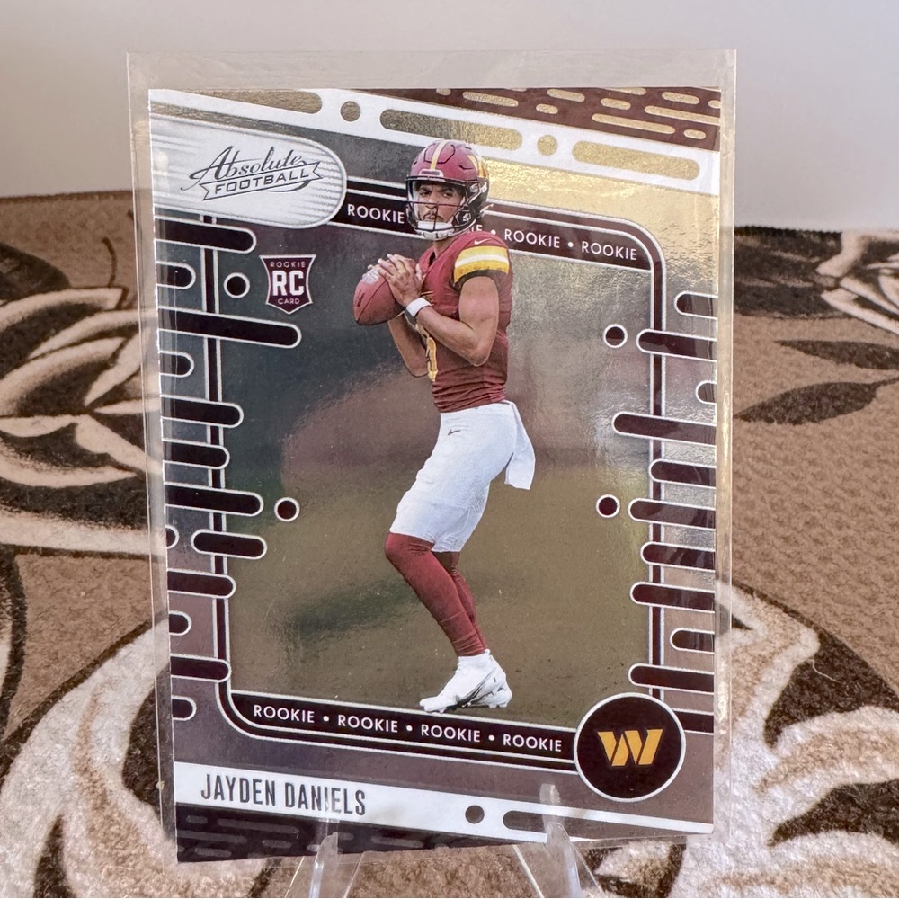 Jayden Daniels Rookie card base